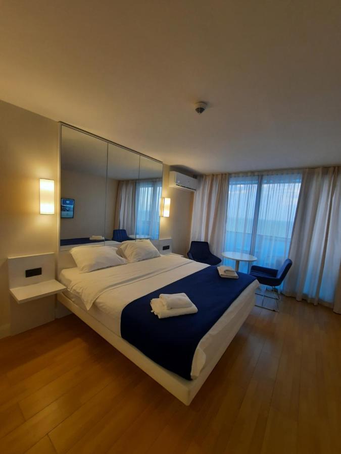 The Best Beach Aparthotel Orbi City Батуми Екстериор снимка