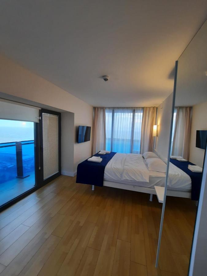 The Best Beach Aparthotel Orbi City Батуми Екстериор снимка