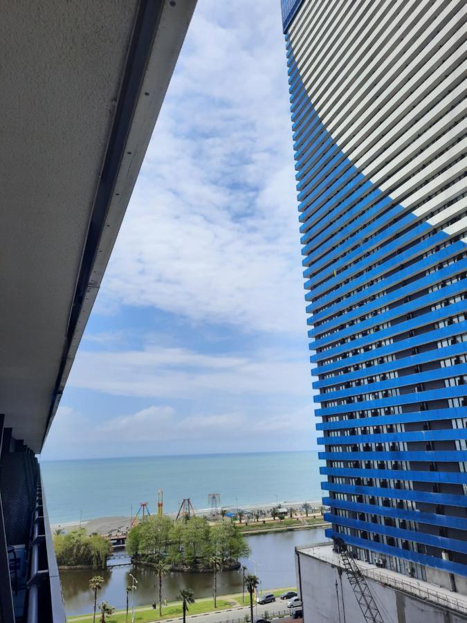 The Best Beach Aparthotel Orbi City Батуми Екстериор снимка